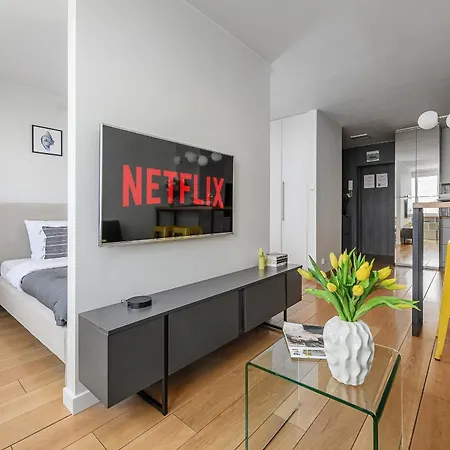 Apartamento Lumina I 2-rooms Near The Visla Embankment I Parking