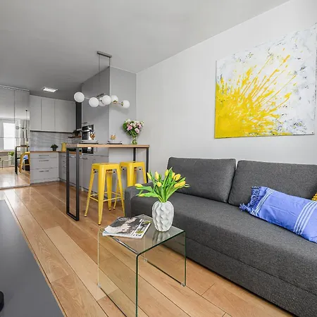 Lumina I 2-rooms Near The Visla Embankment I Parking