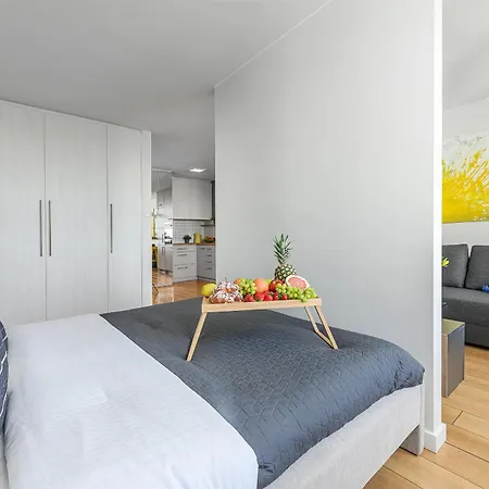 Apartamento Lumina I 2-rooms Near The Visla Embankment I Parking *