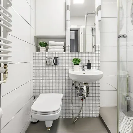 Lumina I 2-rooms Near The Visla Embankment I Parking Apartamento